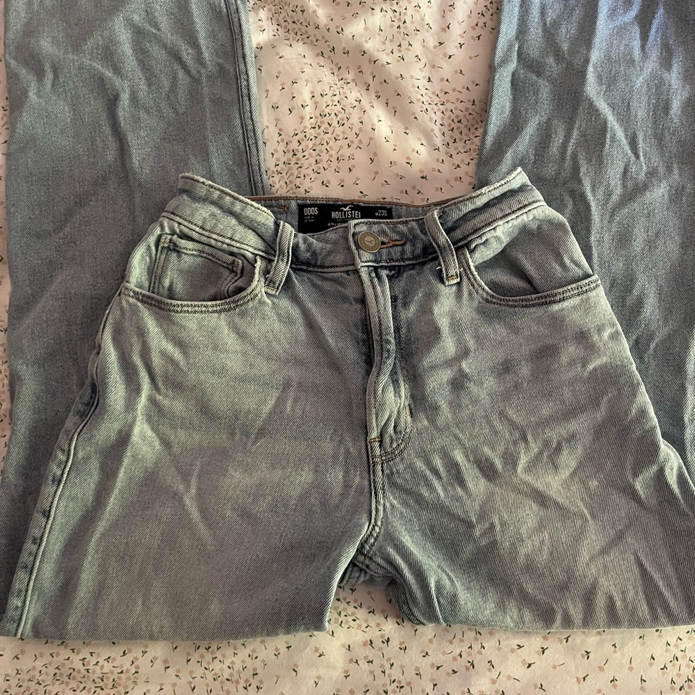 Hollister jeans